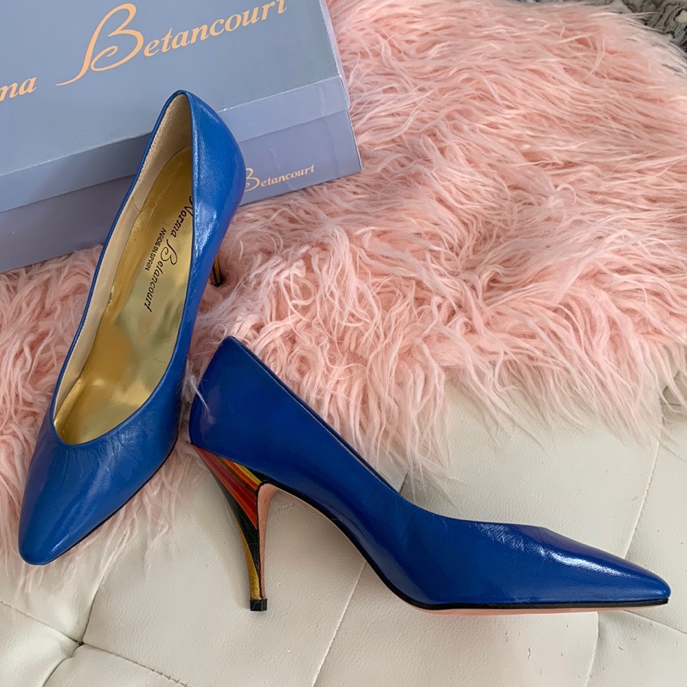 NORMA BETANCOURT Vintage Heels IOB New!